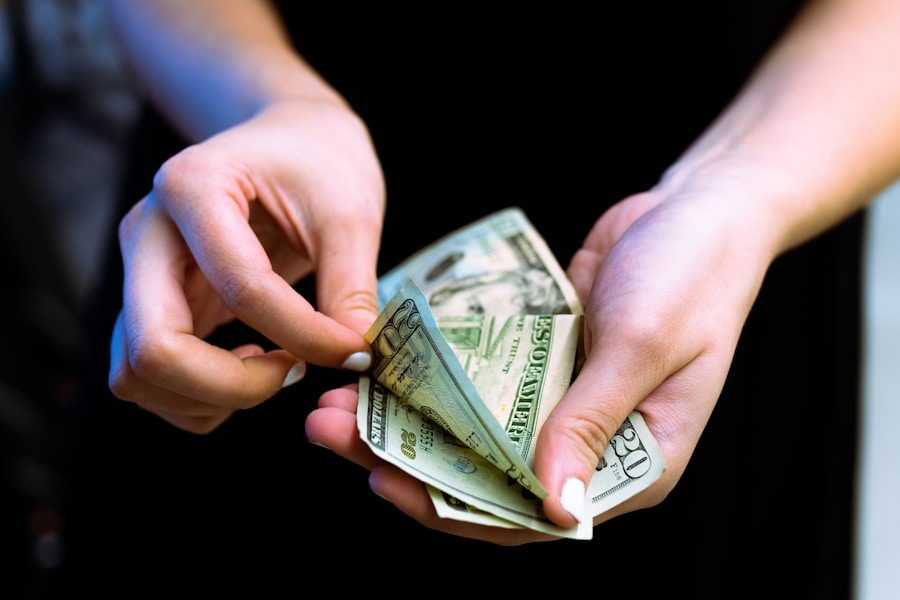 Photo "Salary Expectations for Paralegals in Personal Injury Law"