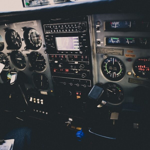 Photo "From Driver to Dispatcher: Charting Your Career Path in the Moving Business"